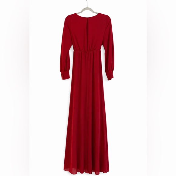 Elegant Red Maxi Dress–Perfect for Maternity Photoshoots, or Special Occasions - Picture 2 of 3